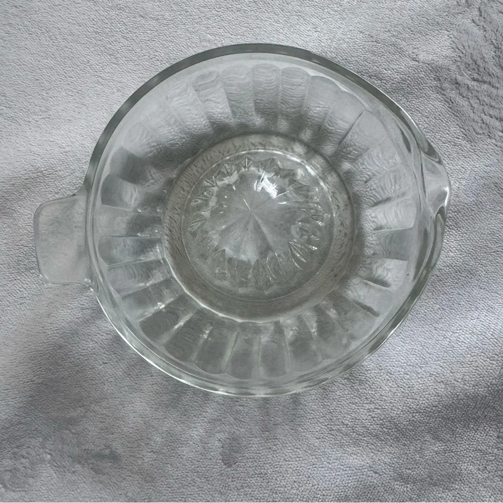 Vintage Hazel-Atlas Criss-Cross Glass‎ Juicer Reamer 1930s Era Depression Glass
